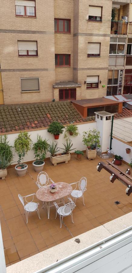 La Parada De Echegaray Zaragoza Exterior photo